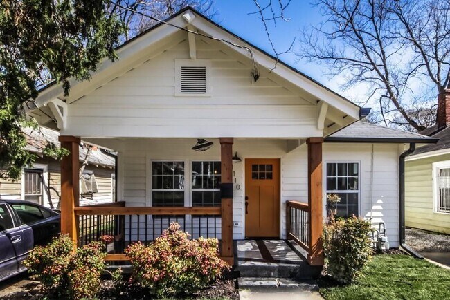 Primary Photo - 1110 McDaniel St SW