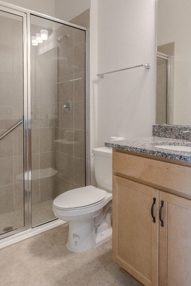 Building Photo - 16705 Victoria Grv Aly