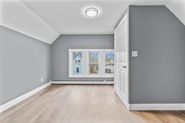 Building Photo - 55 Elliot St