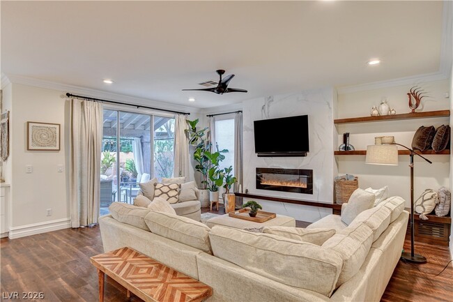 Building Photo - 1409 Palantine Hill Dr