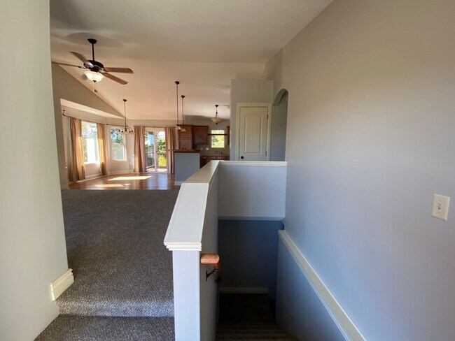 Building Photo - MINUTES FROM FT. RILEY! TWO CAR GARAGE!