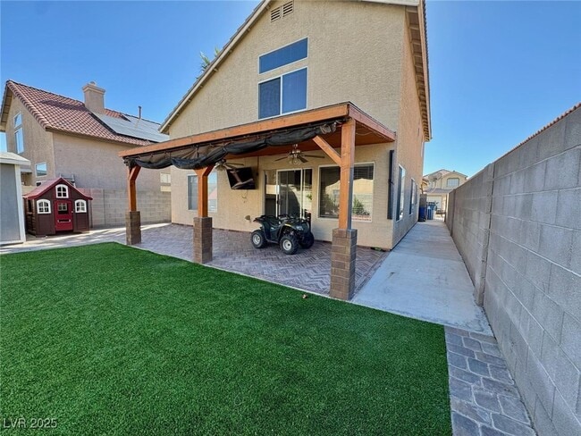 Building Photo - 7962 Traditional Ct