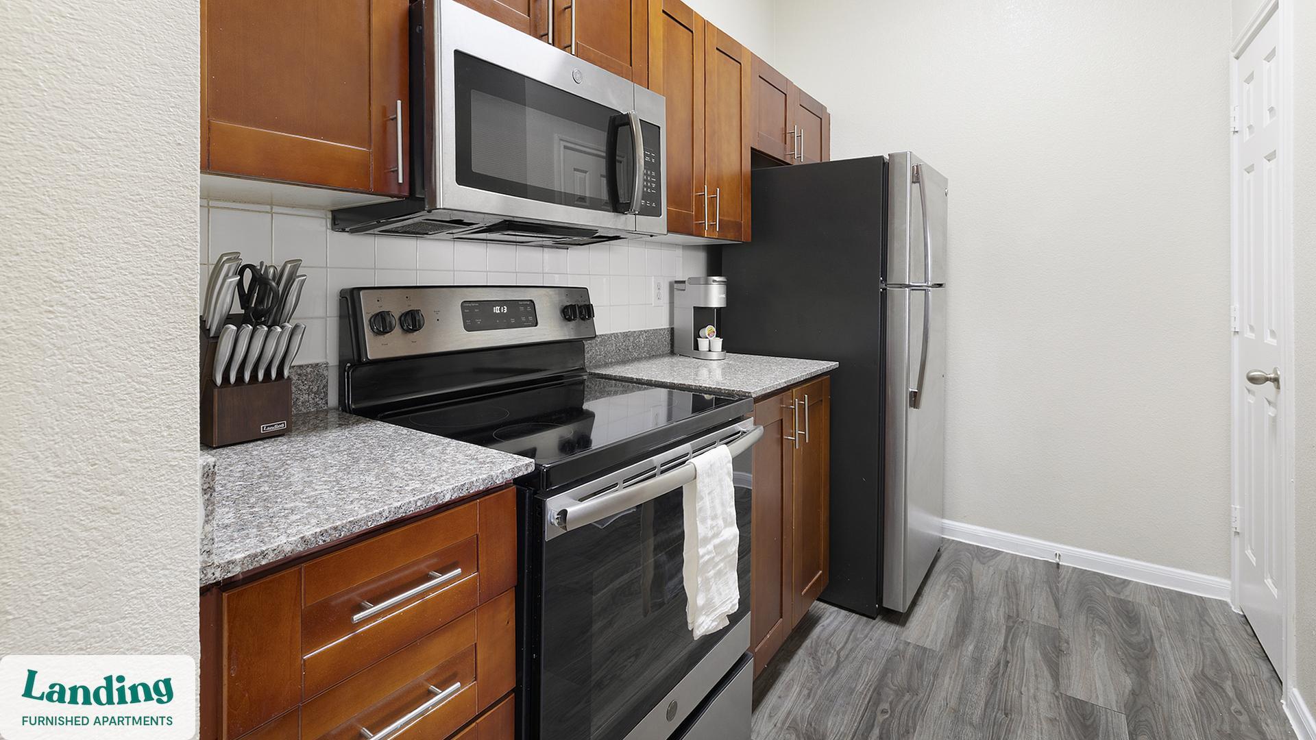 Building Photo - 901 Lakeside Cir