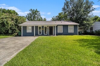 Building Photo - 5235 Kingsbury St