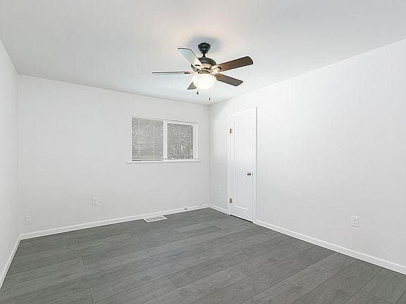 Building Photo - 117 N 28th Ave