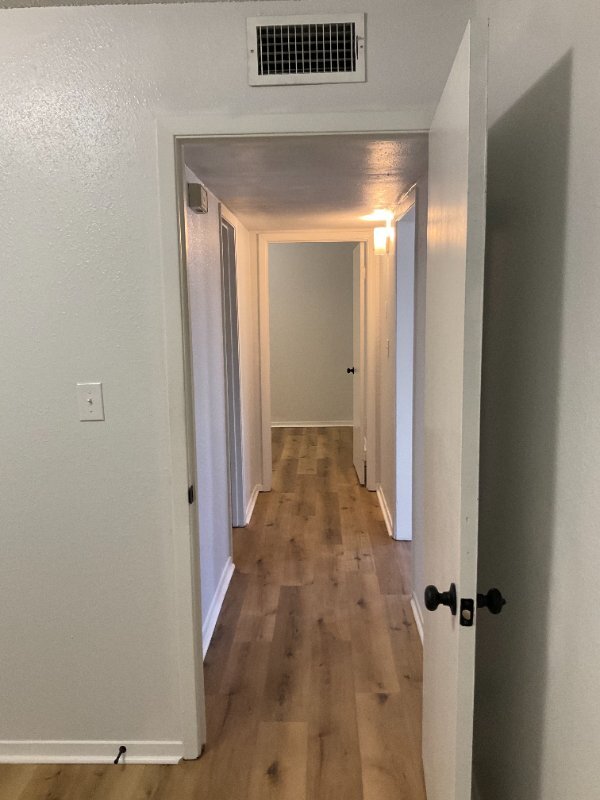 Building Photo - 1501 N 7th Ave