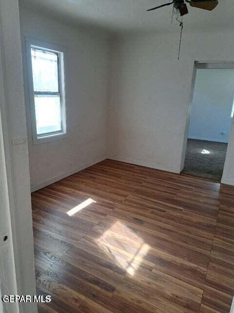 Building Photo - 619 NE Camp St