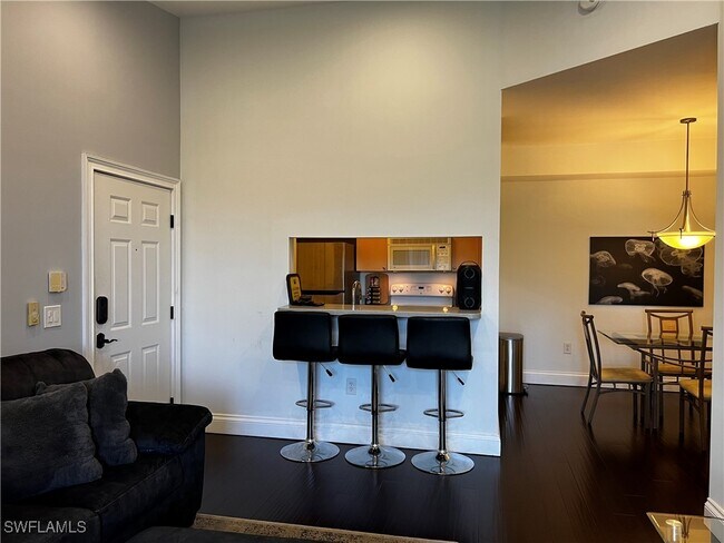 Building Photo - 1180 Reserve Way