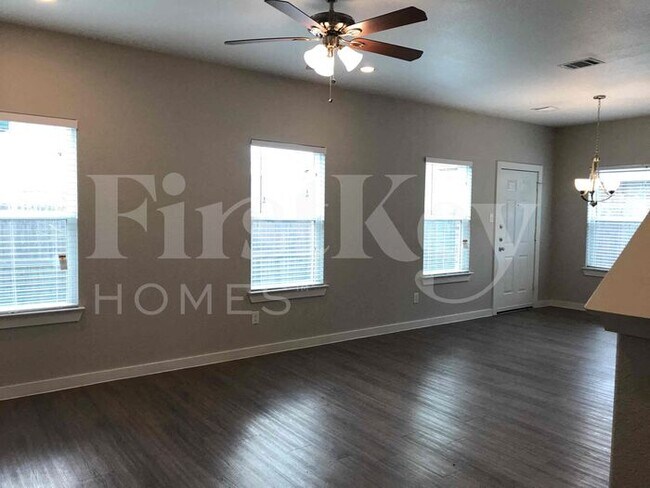 Building Photo - 9948 Rio Doso Drive
