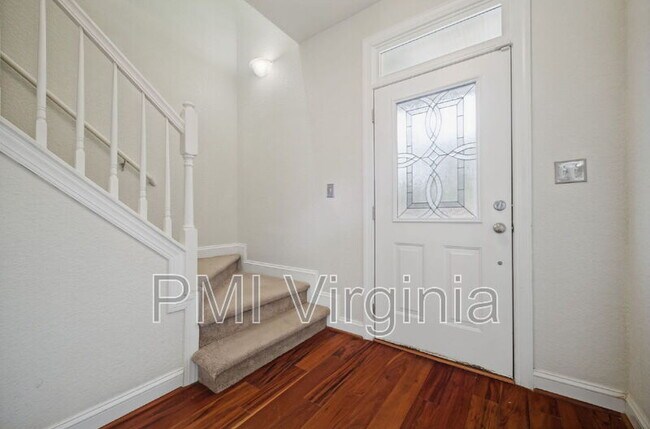 Building Photo - 810 Great Marsh Ave