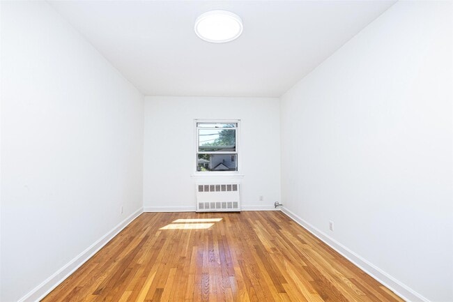 Building Photo - 60-12 171st St