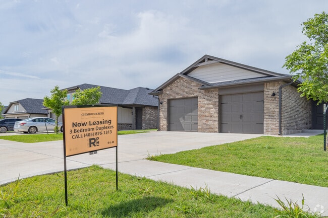 Building Photo - Chisholm Creek