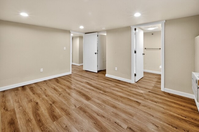 Building Photo - Your Brand-New Home Awaits!