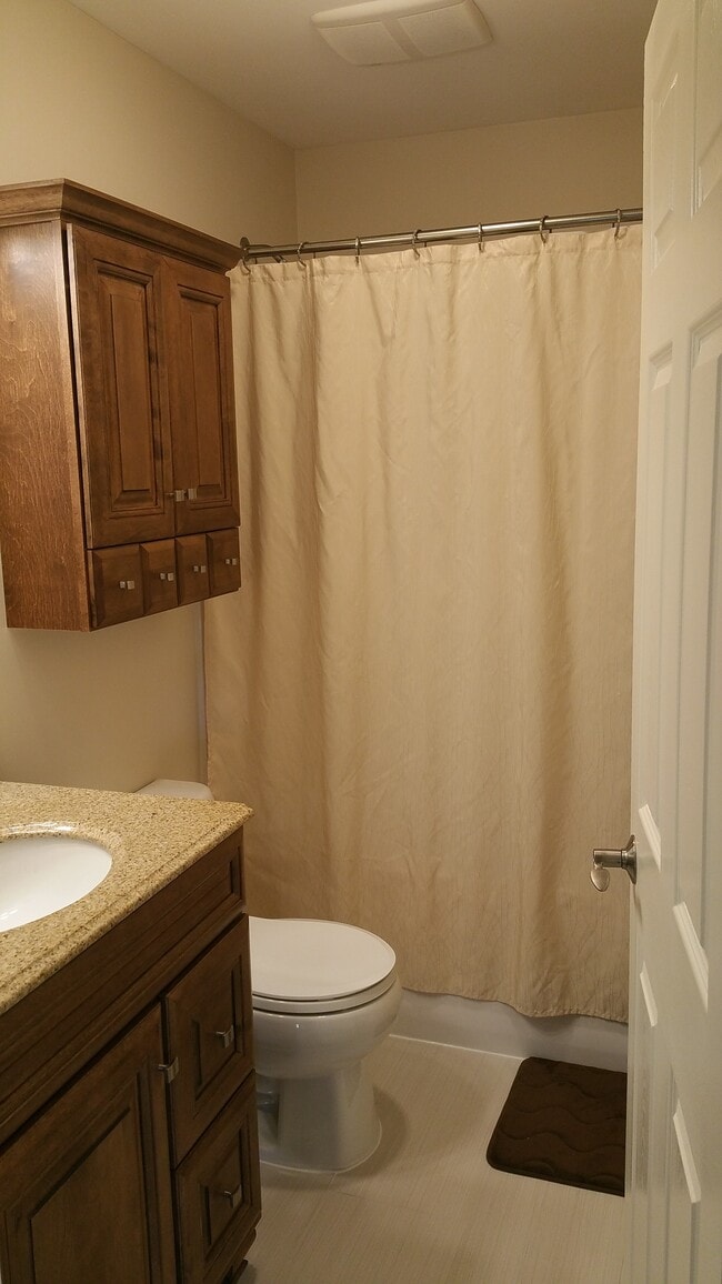 Building Photo - 9028 Garfield Dr