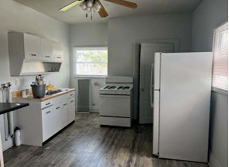 Kitchen - 112 22nd St