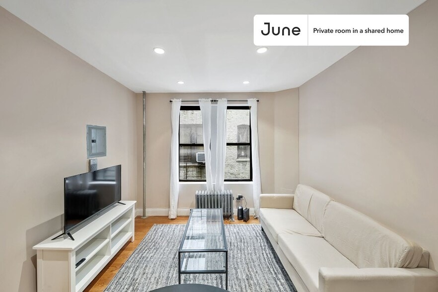 Building Photo - Room in Shared 2 bed/1 bath home in East Harlem
