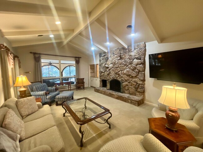 Building Photo - Gorgeous 4 bed 5 bath Luxury rental in Cherry Hills Village!