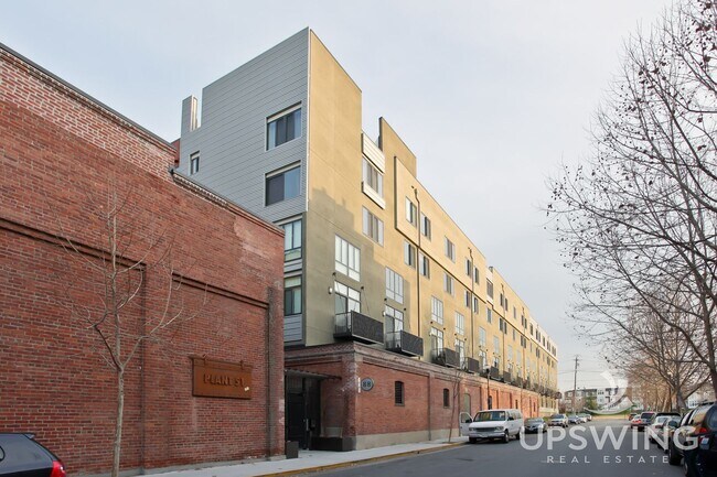 Building Photo - 1 Bedroom Flat for Rent at Plant 51 in Dow...