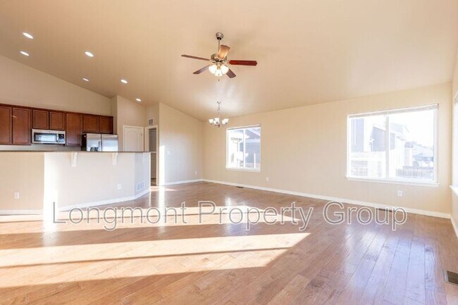 Building Photo - 2650 Bridle Dr