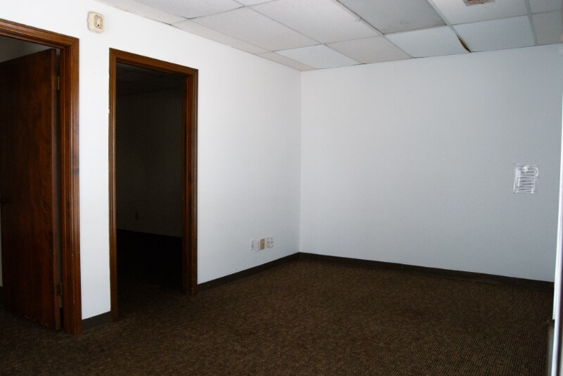 Building Photo - 15626 Silver Ridge Dr