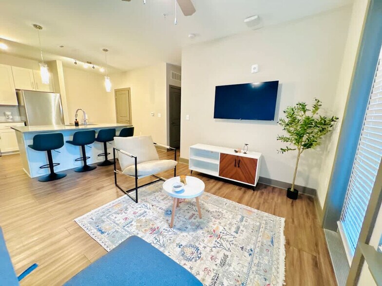 Building Photo - 9268 Vintage Hills Way