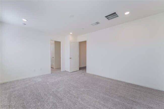 Building Photo - 2716 Tricase St