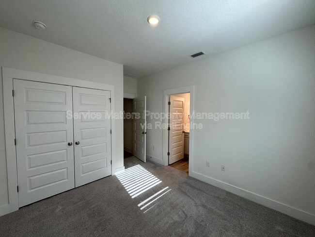 Building Photo - 5380 Cornwall Dr