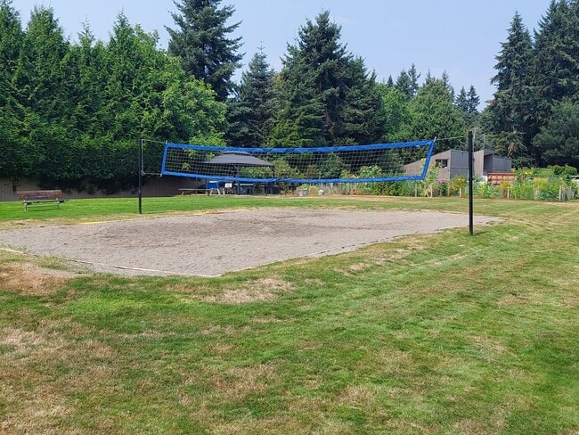Building Photo - Private Lakefront Oasis in Sixty-01 Village
