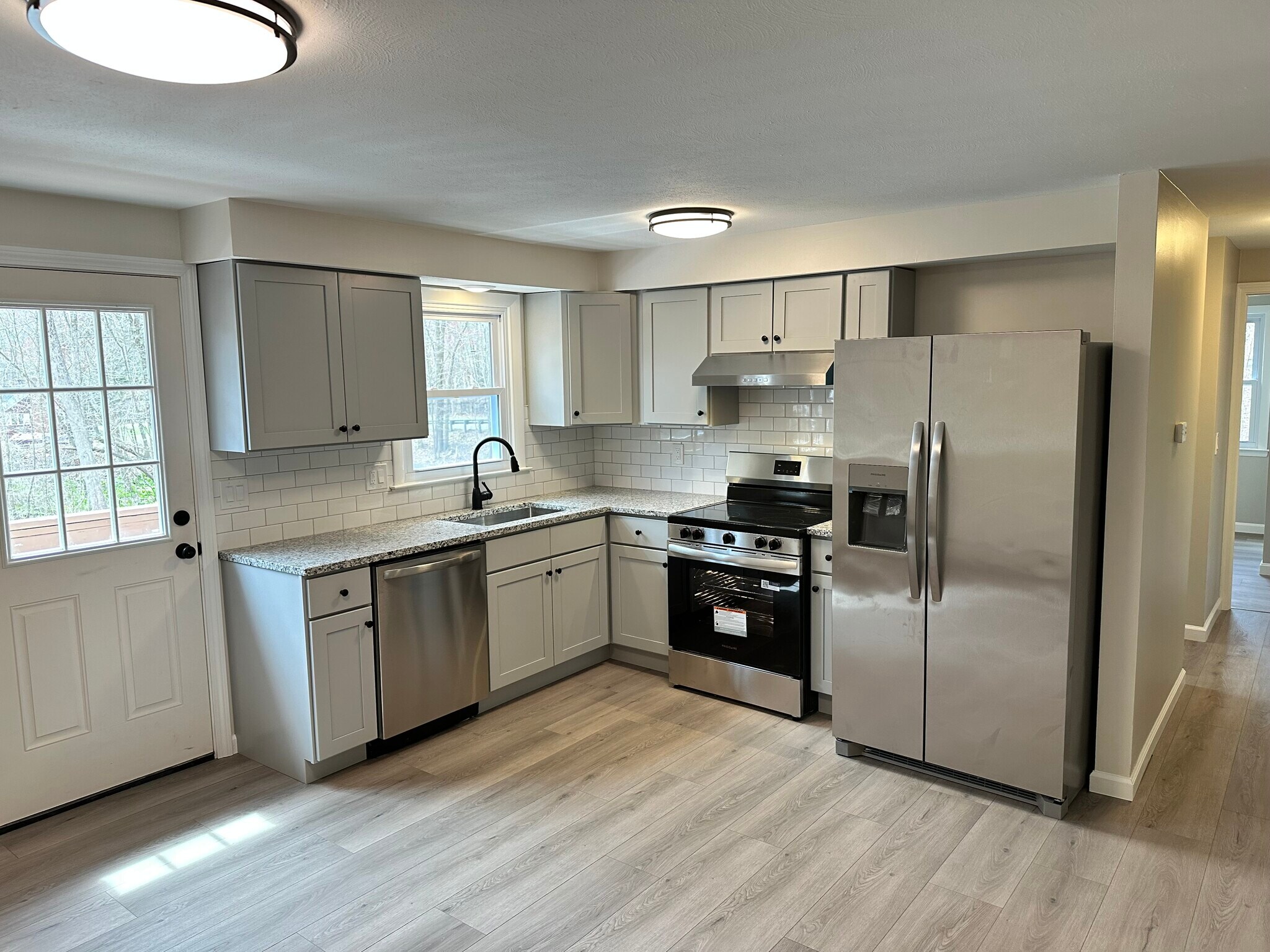 Building Photo - 131 Camp Meeting Rd