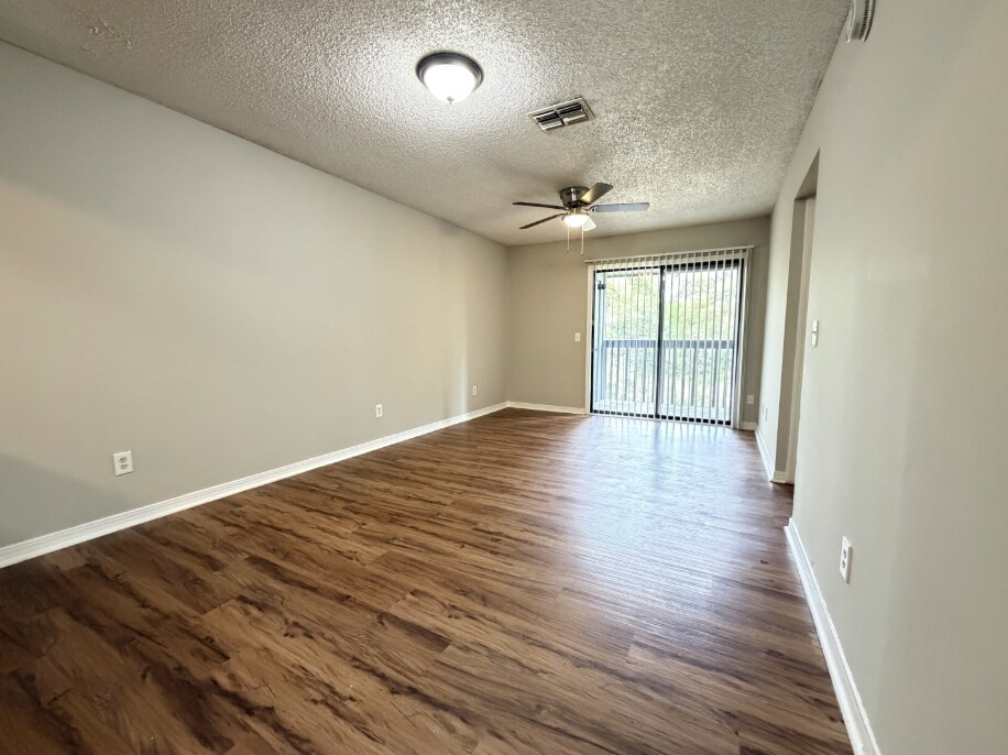 Building Photo - 6511 San Juan Ave