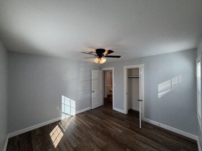 Building Photo - 4769 SE 27th St