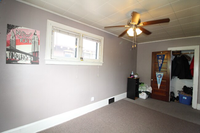 Building Photo - 2837 N Frederick Ave