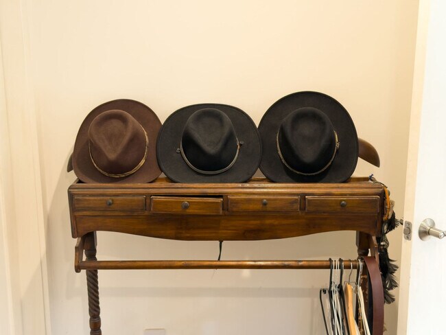 Building Photo - 30 Barranca Rd