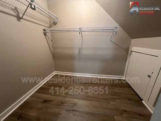 Building Photo - 5426 N 41st St