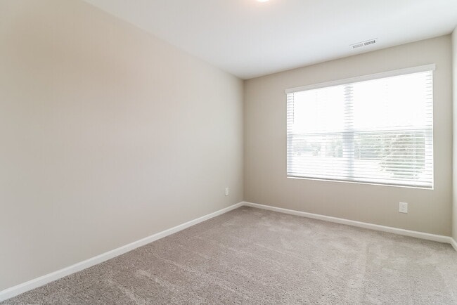 Building Photo - 650 Wendell Falls Pkwy