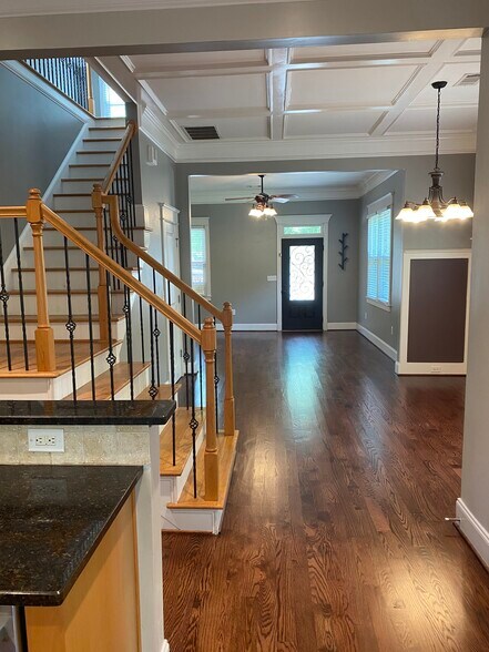 Living room - 219 Randolph St NE