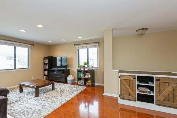 Building Photo - 1422 Tonset Ln