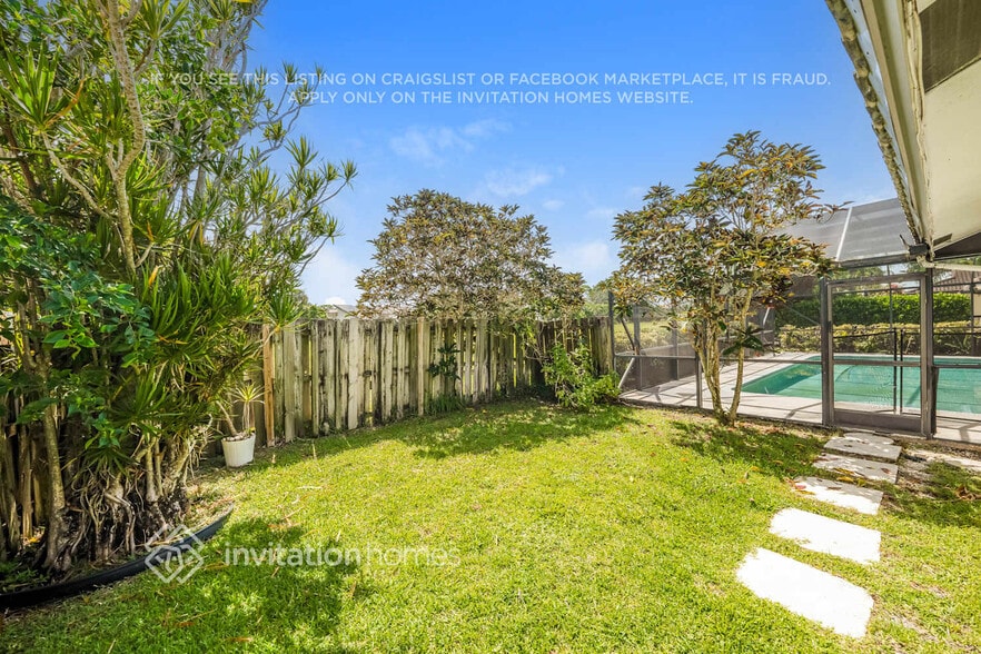 Building Photo - 22888 Greenview Terrace