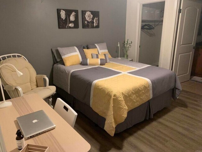 Building Photo - 201 Sea Cliff Way