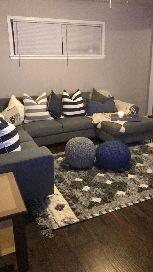 Building Photo - 5126 Cinderella St