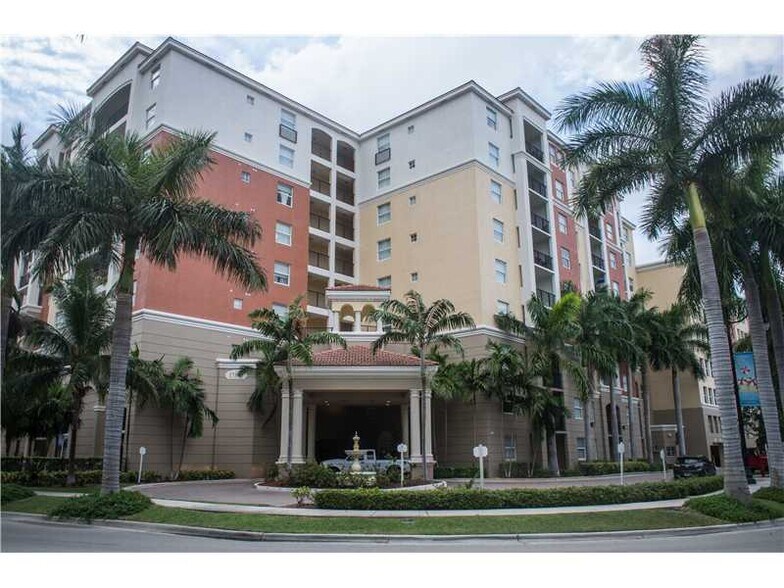 Building Photo - 17125 N Bay Rd