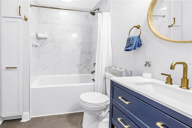 Building Photo - 2421 Covina Way S