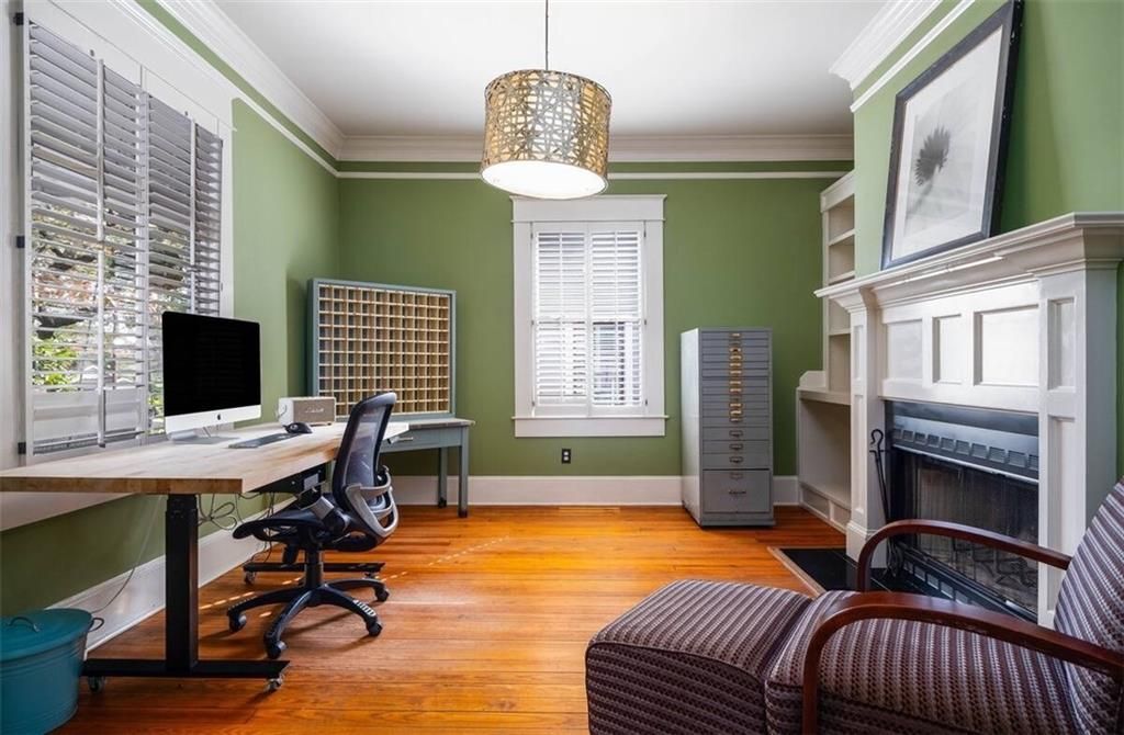 Building Photo - 6 White St NW