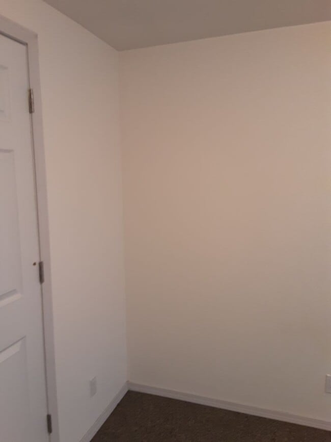 Building Photo - 274 Horseshoe Lake Rd