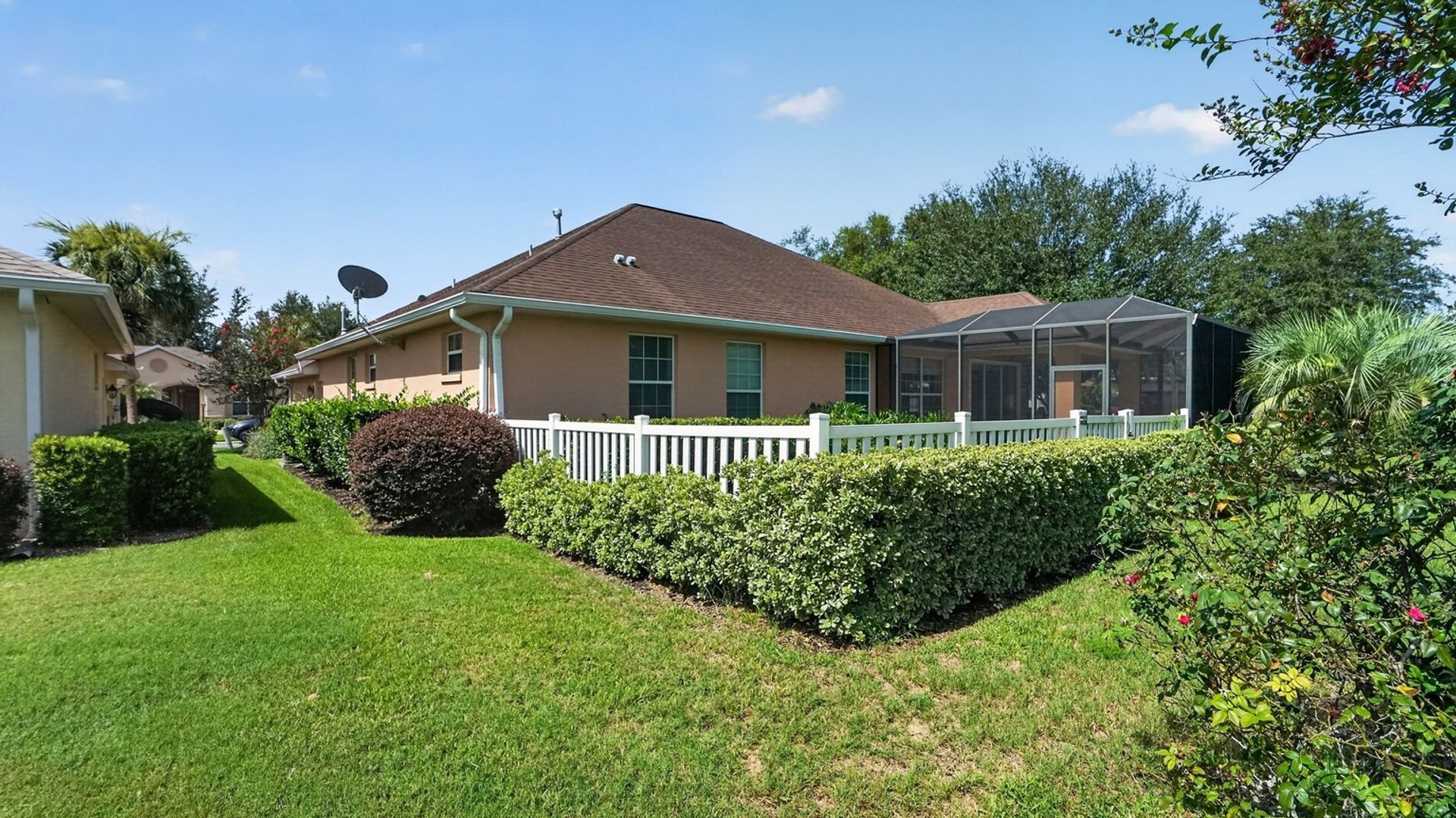 Building Photo - 8525 SW 86th Terrace
