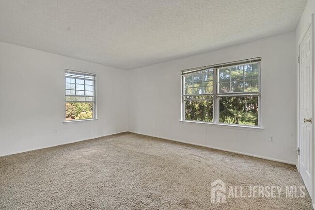 Building Photo - 282 Kempsey Dr