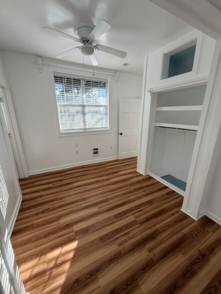 Building Photo - 13330 Clairmont Way