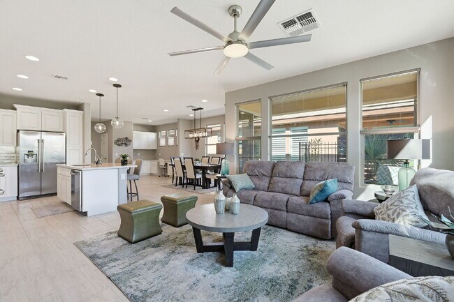 Building Photo - 35989 N Kennedia Ln