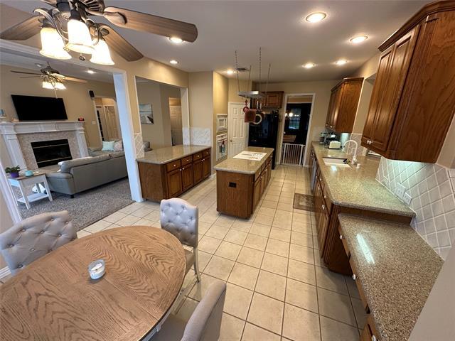 Building Photo - 503 Ironwood Dr