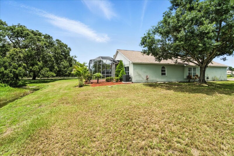 Building Photo - 1725 Bondurant Way
